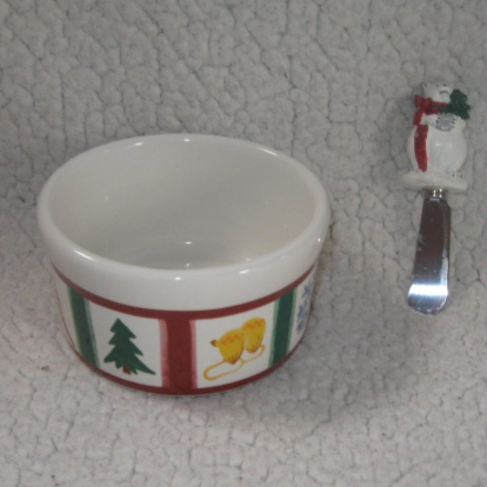 Pfaltzgraff "The Snow Bear Collection" Dip Bowl with Spreader
